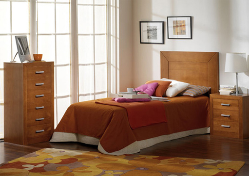 Vemos con mucha satisfacción y por qué no decirlo, nos enorgullece ver nuestros muebles ambientando diversas áreas del hogar donde impactan por sus diseños y estilos en tendencia que le aportan a la decoración ese toque acogedor y cálido. Si llegó el momento de comprar muebles nuevos en Tiendasdecor.com tenemos grandes ideas y un montón de opciones en mobiliario práctico, funcional y versátil para hacer de tu casa el mejor lugar para disfrutar y vivir con estilo. 
